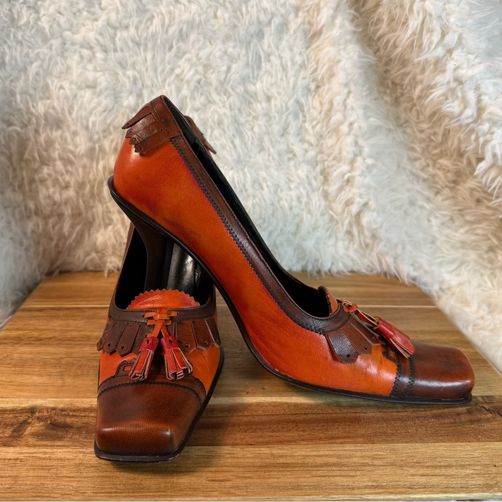 Prada 90s orange and brown heels size 39